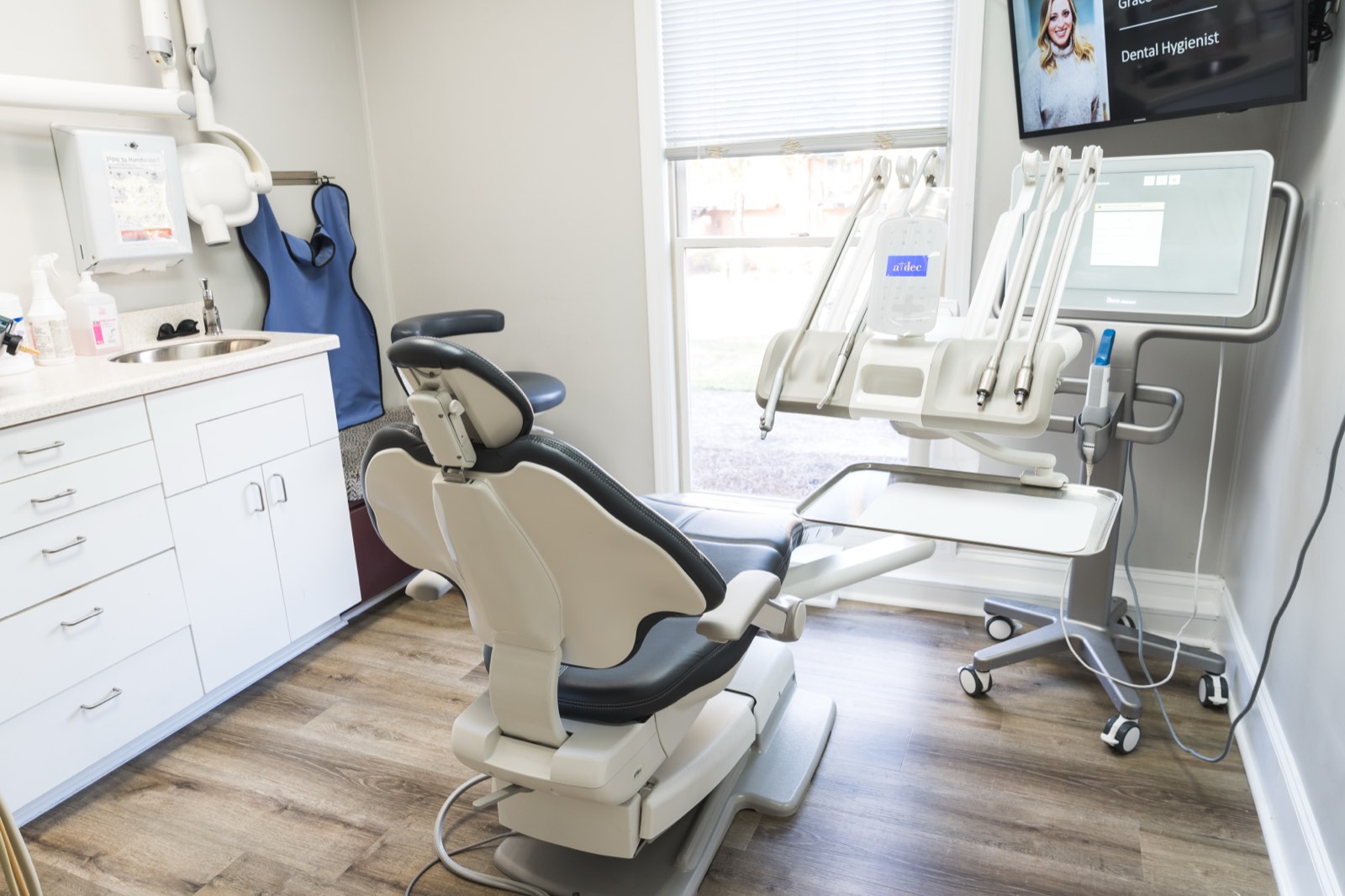A treatment room at Coleman & Dastrup Dental in Davidson, NC
